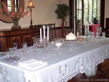 Robinwood Bed And Breakfast Λιτλ Ροκ Εστιατόριο φωτογραφία